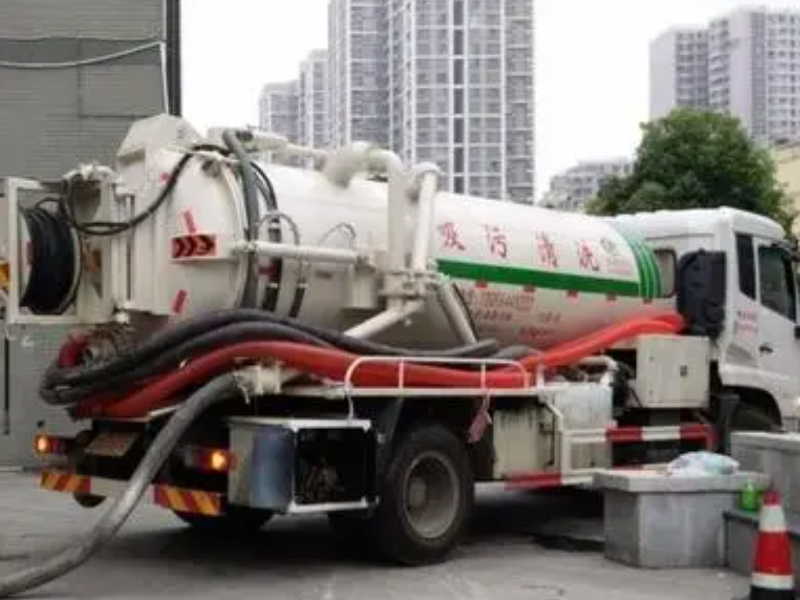 昆明安宁市抽污水抽泥浆化粪池清理抽粪管道疏通管道清淤河道清淤
