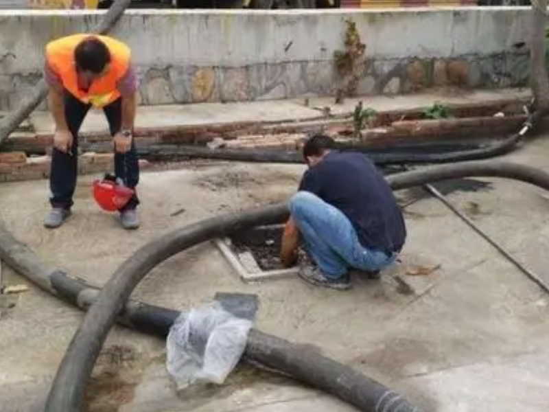 安宁昆钢清理化粪池 专业抽粪 抽泥浆多少钱？