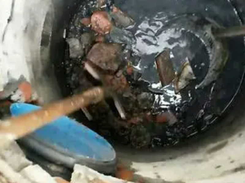安宁温泉周边污水管清洗，隔油池清理清掏，快速抽粪