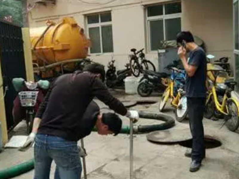 昆明安宁八街温泉清理化粪池,抽污泥,高压清洗管道疏通